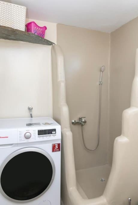Apartament Θἔρως Wyspa Wyspa Tinos Zewnętrze zdjęcie